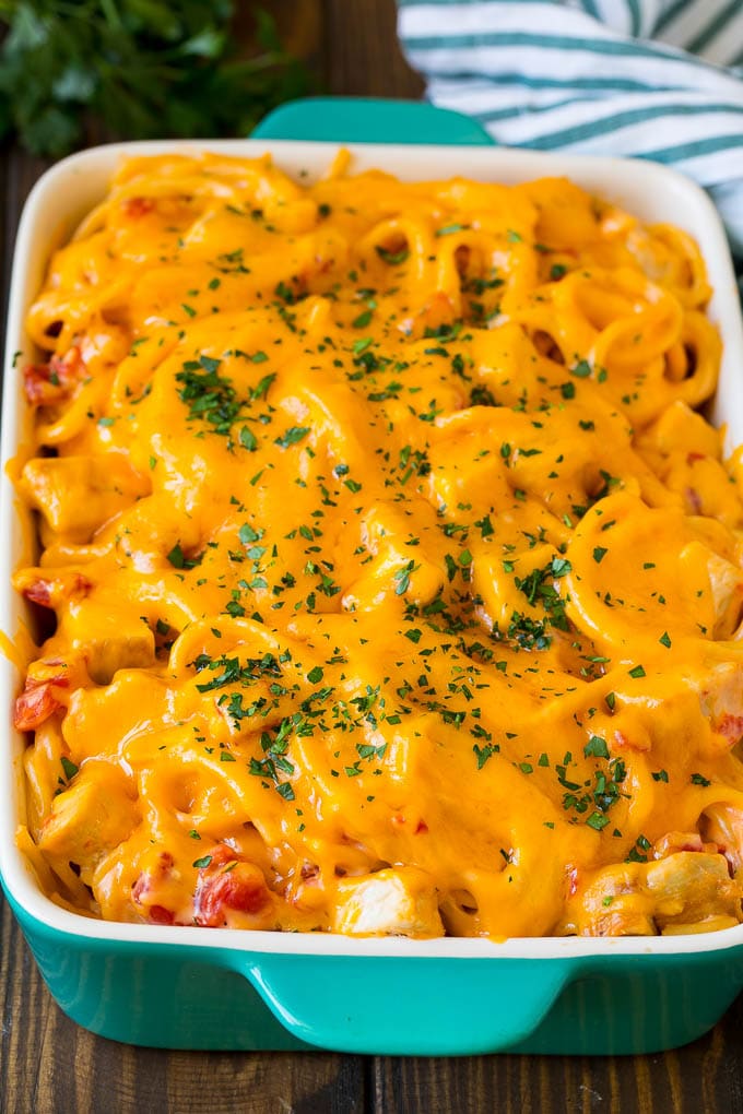 Chicken Spaghetti Recipe | Baked Spaghetti #pasta #spaghetti #chicken #cheese #casserole #dinner #sadud Baked chicken spaghetti topped with melted cheese and fresh parsley.