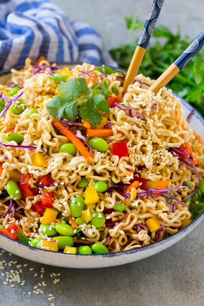 Asian Noodle Salad Recipe | Ramen Noodle Salad | Asian Salad #salad #noodles #edamame #vegetarian #sadud #lunch Asian noodle salad with ramen noodles, edamame, bell peppers and carrots in a sesame dressing.
