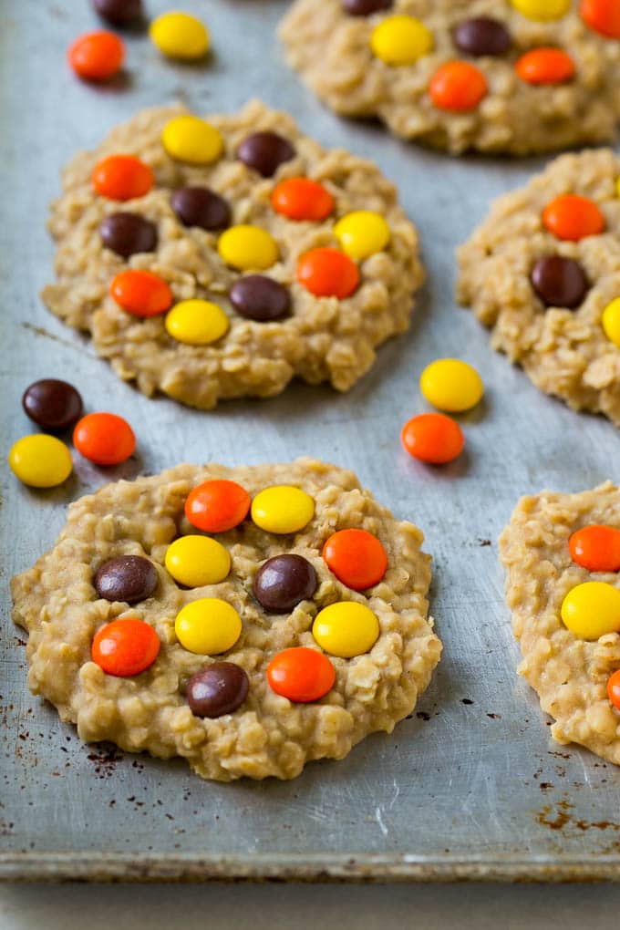 No Bake Peanut Butter Cookies Recipe | No Bake Cookies | Peanut Butter Cookies #peanutbutter #cookies #nobake #nobakecookies #peanutbuttercookies #dessert #sadud A sheet pan with no bake peanut butter cookies on it.