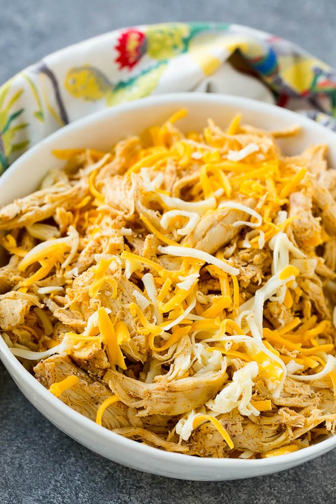 Chicken Taquitos Recipe | Baked Chicken Taquitos | Fried Chicken Taquitos | Mexican Appetizer | Chicken Tortillas #taquitos #chicken #appetizer #tortillas #mexicanfood #sadud A bowl of chicken taquito filling.