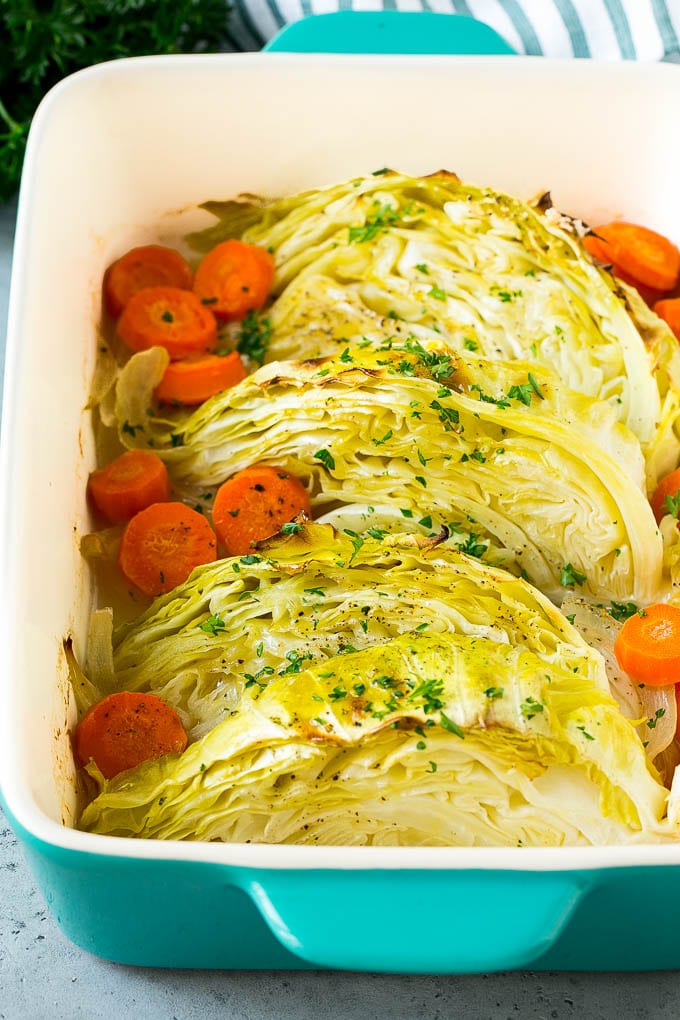 Braised Cabbage Recipe | Easy Cabbage Recipe #cabbage #lowcarb #keto #carrots #veggies #vegetarian #dinner #sadud Braised cabbage, carrots and onions, topped with parsley.