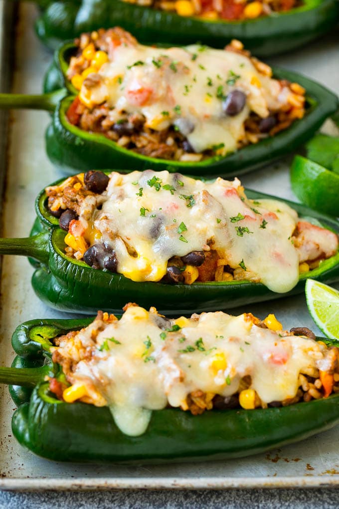 Stuffed Poblano Peppers | Stuffed Peppers | Pasilla Peppers #peppers #stuffedpeppers #beef #rice #beans #corn #dinner #sadud Stuffed poblano peppers filled with rice, corn, beans and meat.