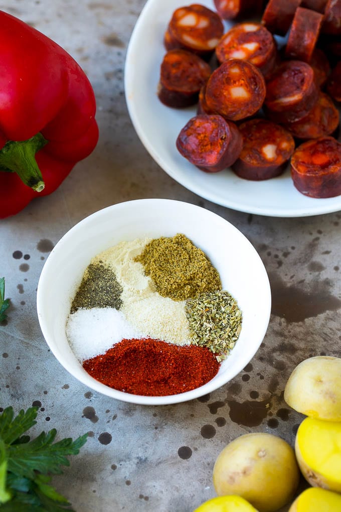 Spanish Chicken Recipe | Sheet Pan Meal | Chicken and Potatoes #spanishfood #chicken #sausage #potatoes #dinner #sadud A blend of spices to make a savory rub.