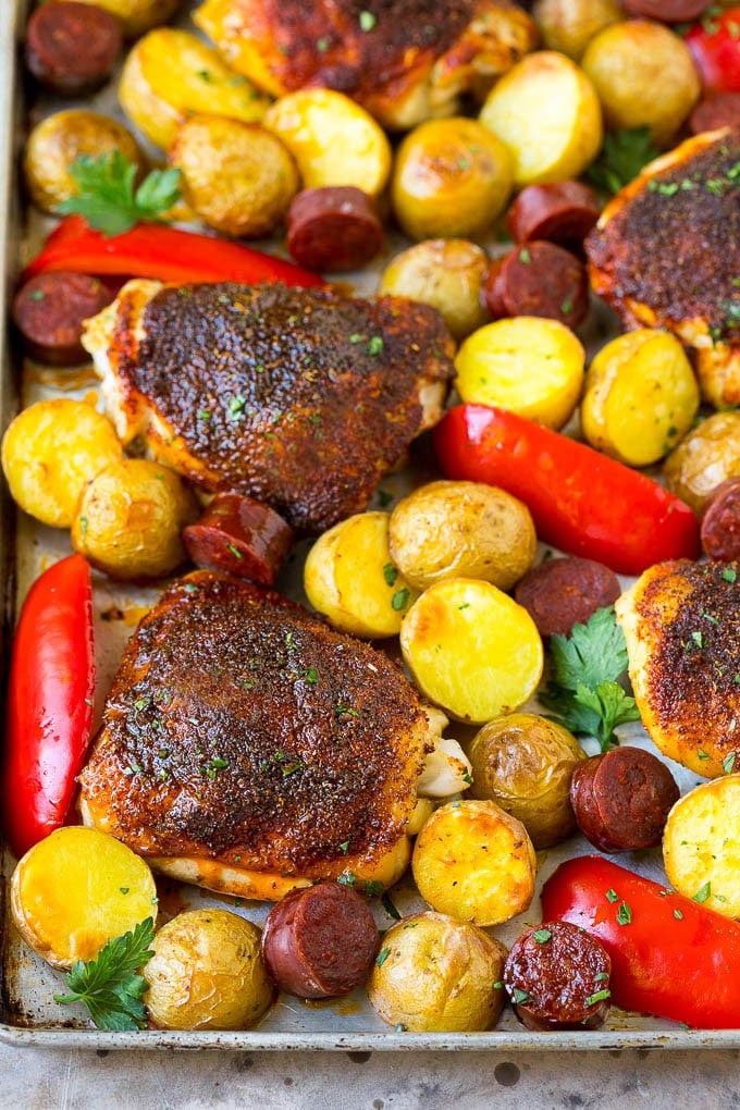 Spanish Chicken Recipe | Sheet Pan Meal | Chicken and Potatoes #spanishfood #chicken #sausage #potatoes #dinner #sadud A sheet pan of Spanish chicken with potatoes, bell peppers and sausage.