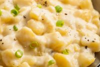 Creamy Instant Pot Cheesy Potatoes
