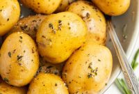 Velvety Garlic Confit Potatoes