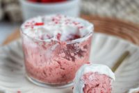 Healthy Paleo Vegan Strawberry Mousse
