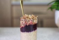 Delicious Blueberry Crisp Overnight Oats