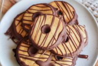 Effortless 3-Ingredient Fudge Stripe Cookies