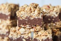 Easy No Bake Peanut Butter Oatmeal Fudge Bars