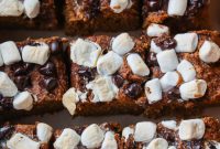 Deliciously Healthy Pumpkin S’mores Bars