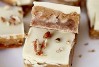 Gooey Caramel Apple Bars
