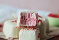 Vegan Strawberry Yogurt Bites