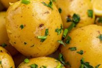 Aromatic Herbed Steamed Potatoes