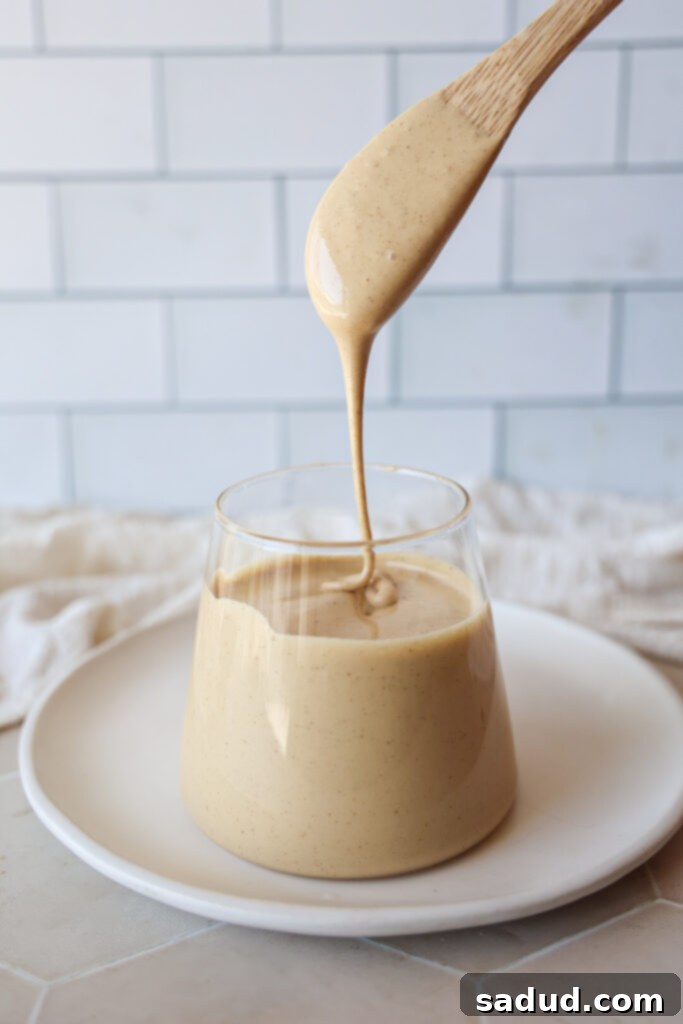 Homemade Whipped Cinnamon Vanilla Honey - DIY Edible Christmas Gift