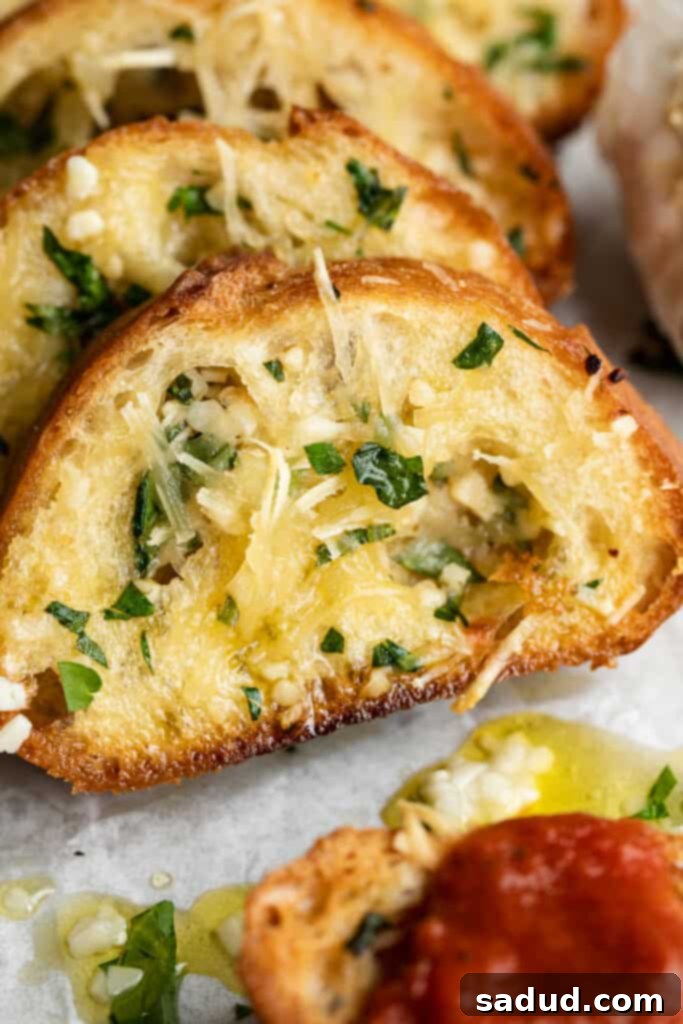 close-up image of vegan garlic bread