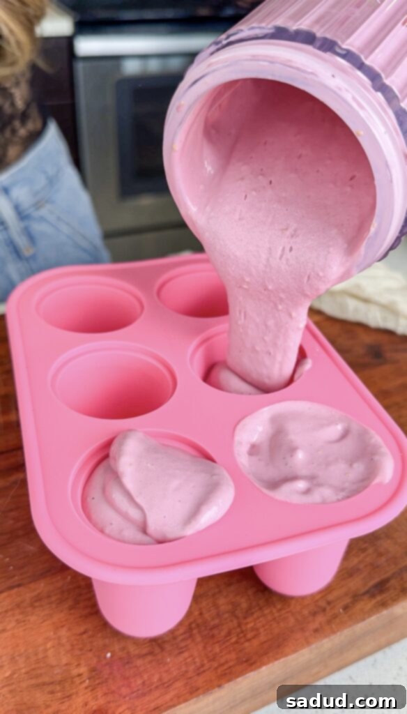 Creamy Raspberry Frozen Yogurt