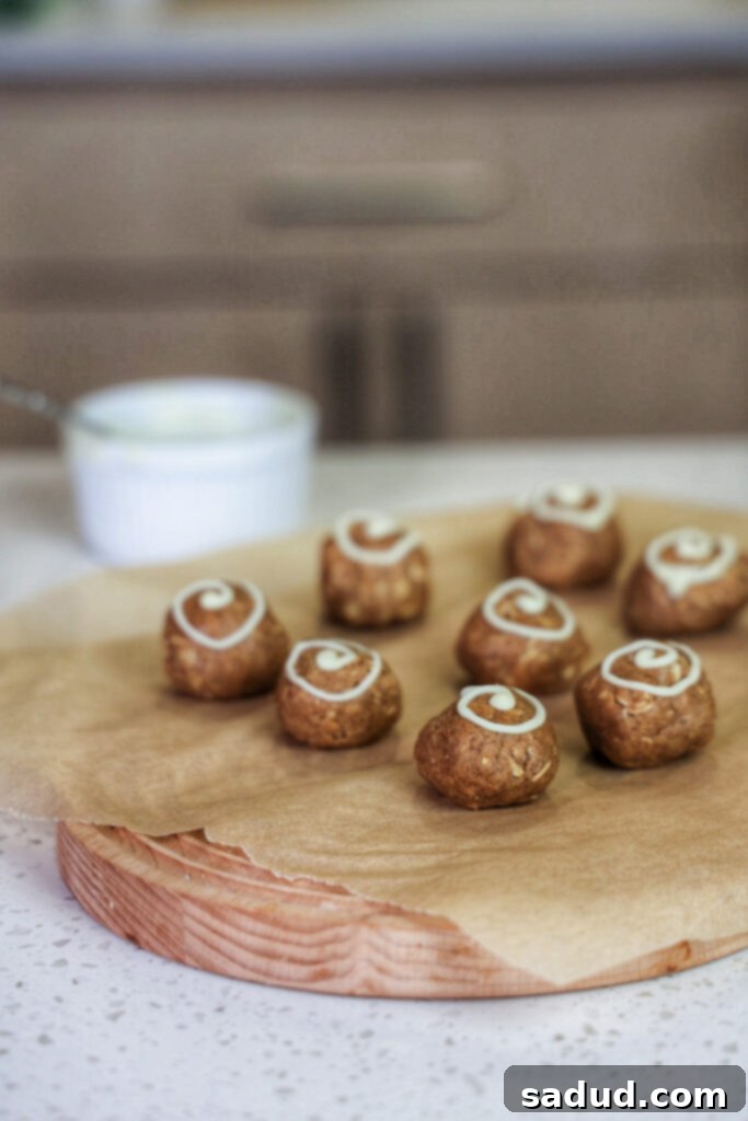 A plate of healthy cinnamon roll bites.