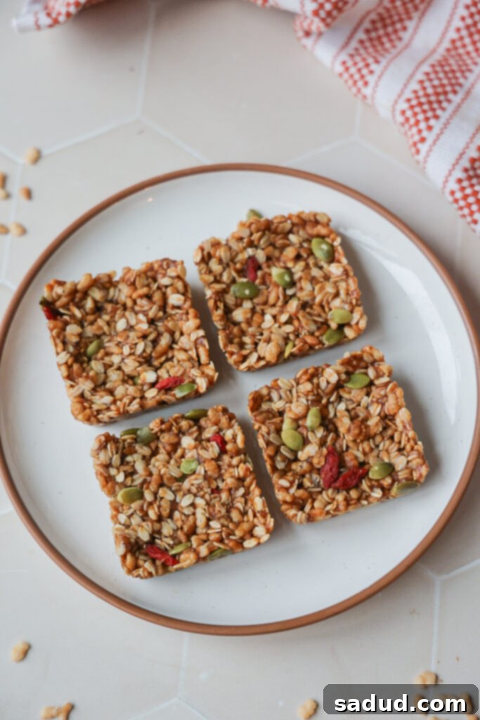 Healthy chewy granola bars without sugar.