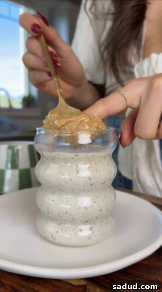 How to make overnight oats, step 2: mixing ingredients.