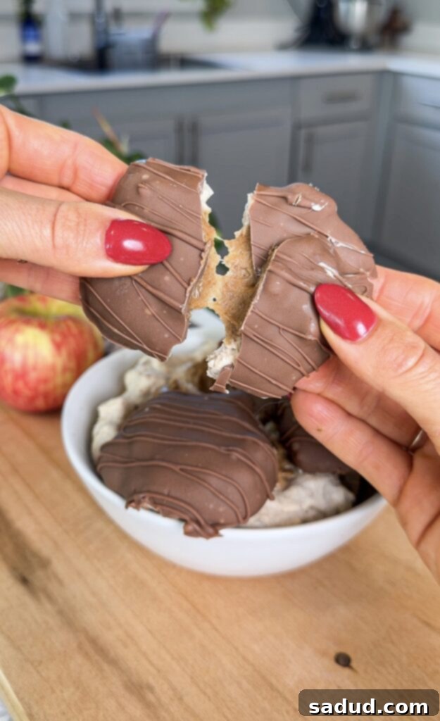 Caramel apple yogurt clusters