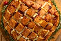 Warm Cranberry Brie Tear and Share Loaf